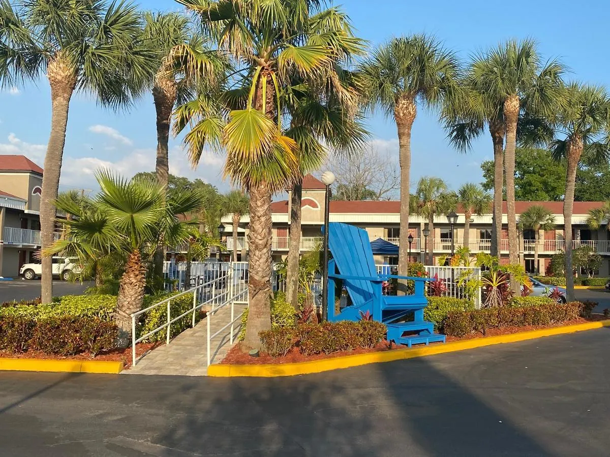 Hotel South Tampa & Suites