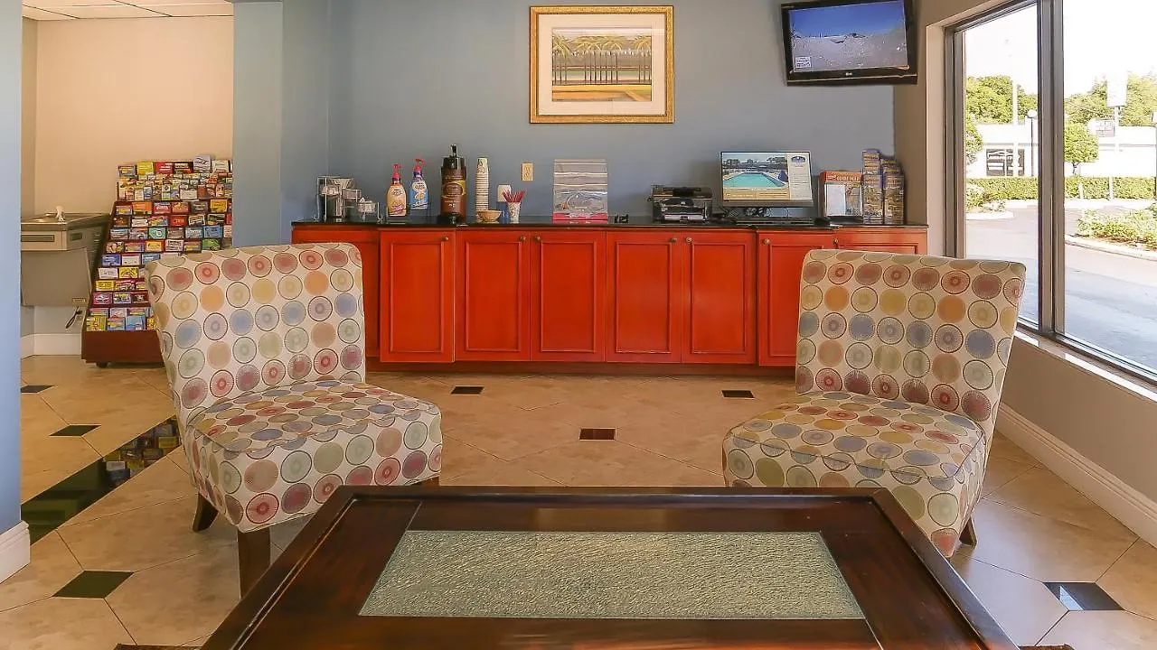 Hotel South Tampa & Suites